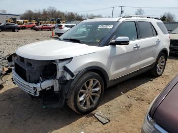  Salvage Ford Explorer