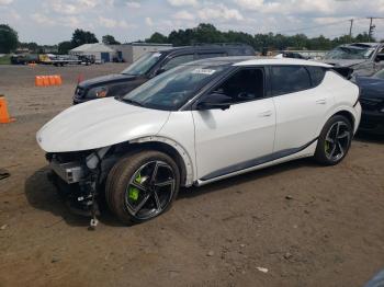  Salvage Kia EV6