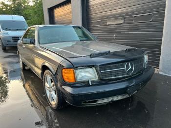  Salvage Mercedes-Benz 560-Class