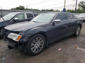  Salvage Chrysler 300