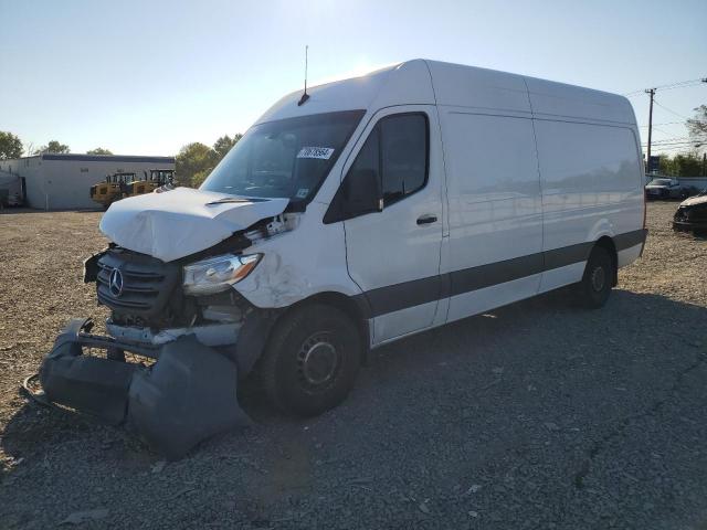  Salvage Mercedes-Benz Sprinter