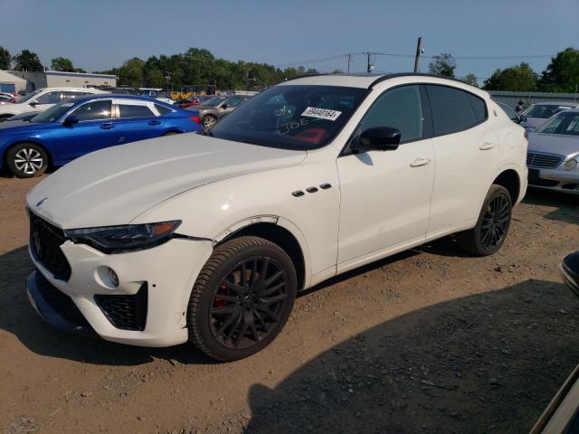  Salvage Maserati Levante