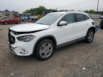  Salvage Mercedes-Benz GLA