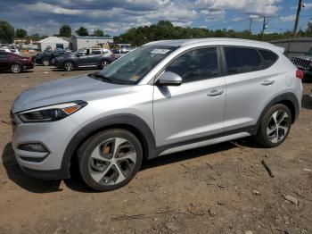  Salvage Hyundai TUCSON