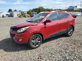  Salvage Hyundai TUCSON