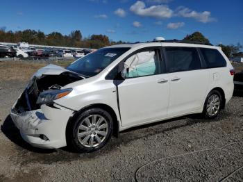  Salvage Toyota Sienna