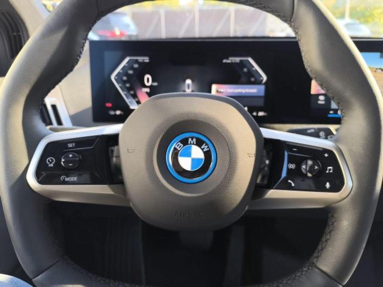 BMW Ix Xdrive5 Xdrive50 Image 4