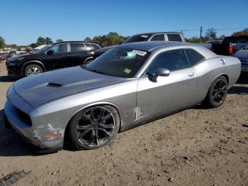  Salvage Dodge Challenger