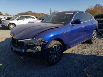  Salvage Maserati Levante