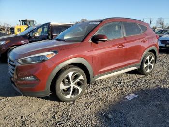  Salvage Hyundai TUCSON