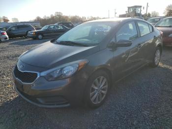  Salvage Kia Forte