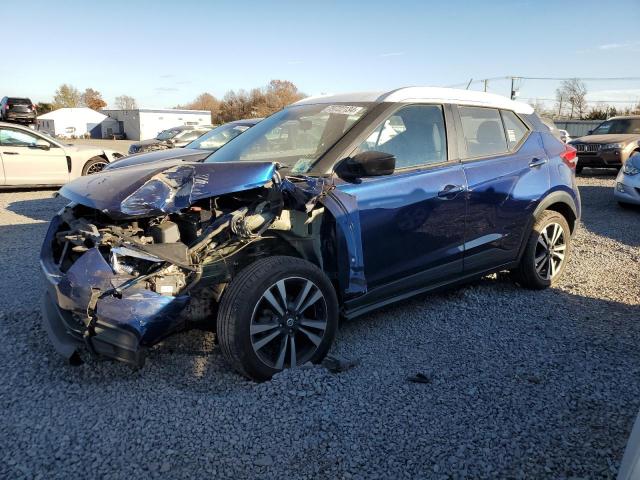  Salvage Nissan Kicks