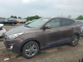  Salvage Hyundai TUCSON