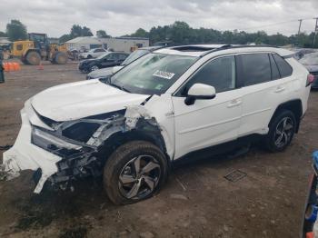  Salvage Toyota RAV4