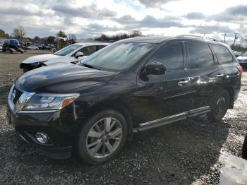  Salvage Nissan Pathfinder