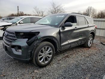  Salvage Ford Explorer