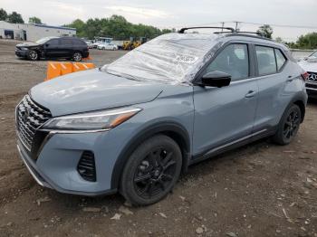  Salvage Nissan Kicks