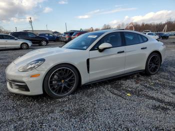  Salvage Porsche Panamera