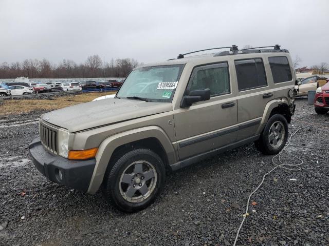  Salvage Jeep Commander