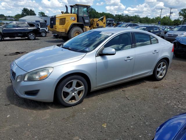  Salvage Volvo S60