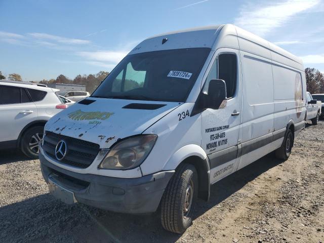  Salvage Mercedes-Benz Sprinter