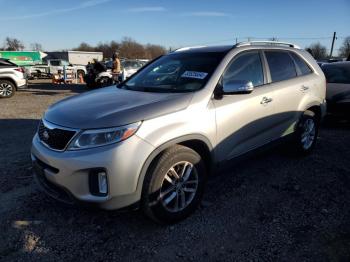  Salvage Kia Sorento