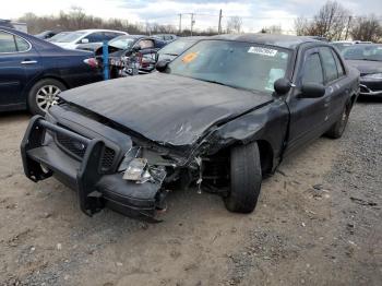  Salvage Ford Crown Vic