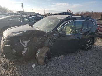  Salvage Subaru Forester