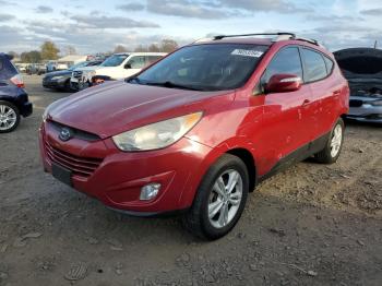  Salvage Hyundai TUCSON