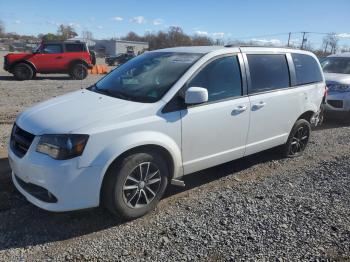  Salvage Dodge Caravan