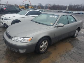  Salvage Lexus Es