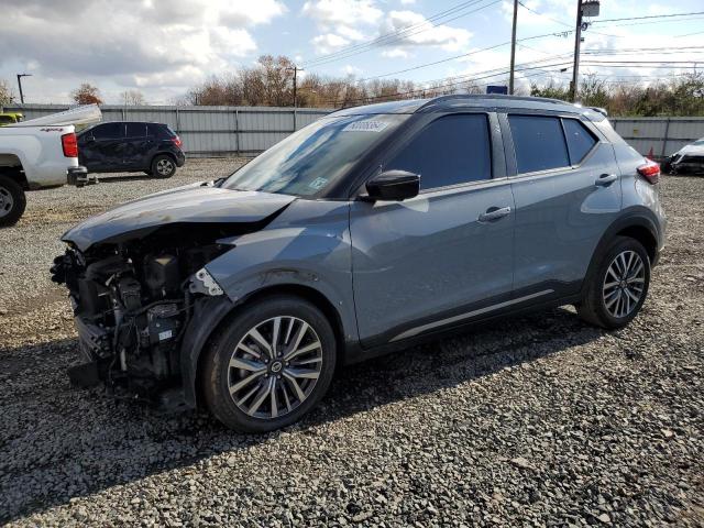  Salvage Nissan Kicks