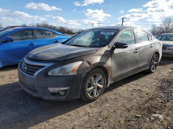  Salvage Nissan Altima