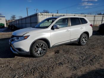  Salvage Mitsubishi Outlander