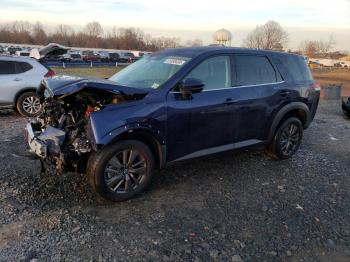  Salvage Nissan Pathfinder