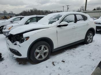  Salvage Alfa Romeo Stelvio