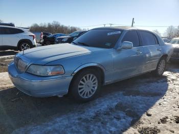  Salvage Lincoln Towncar