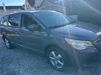  Salvage Volkswagen Routan