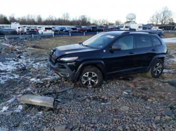  Salvage Jeep Cherokee