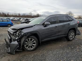  Salvage Toyota RAV4