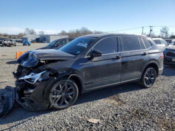  Salvage Volkswagen Tiguan