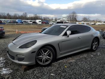  Salvage Porsche Panamera