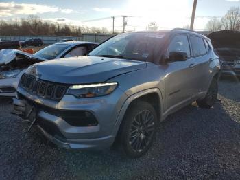  Salvage Jeep Compass