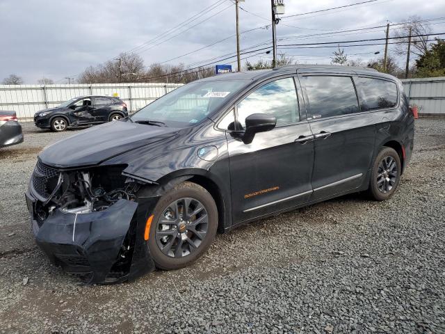  Salvage Chrysler Pacifica