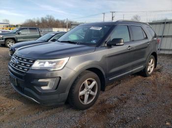  Salvage Ford Explorer