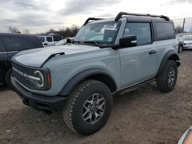  Salvage Ford Bronco