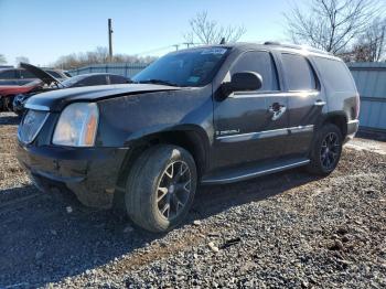  Salvage GMC Yukon