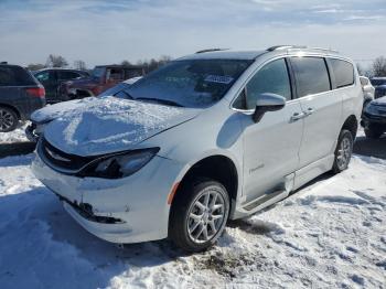  Salvage Chrysler Minivan