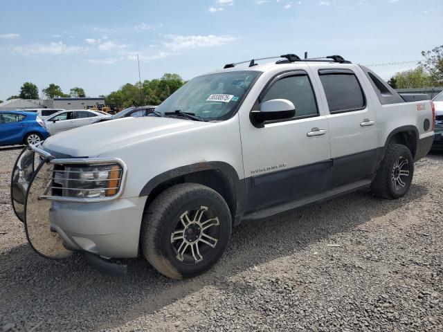  Salvage Chevrolet Avalanche