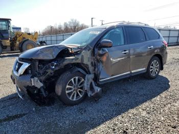  Salvage Nissan Pathfinder
